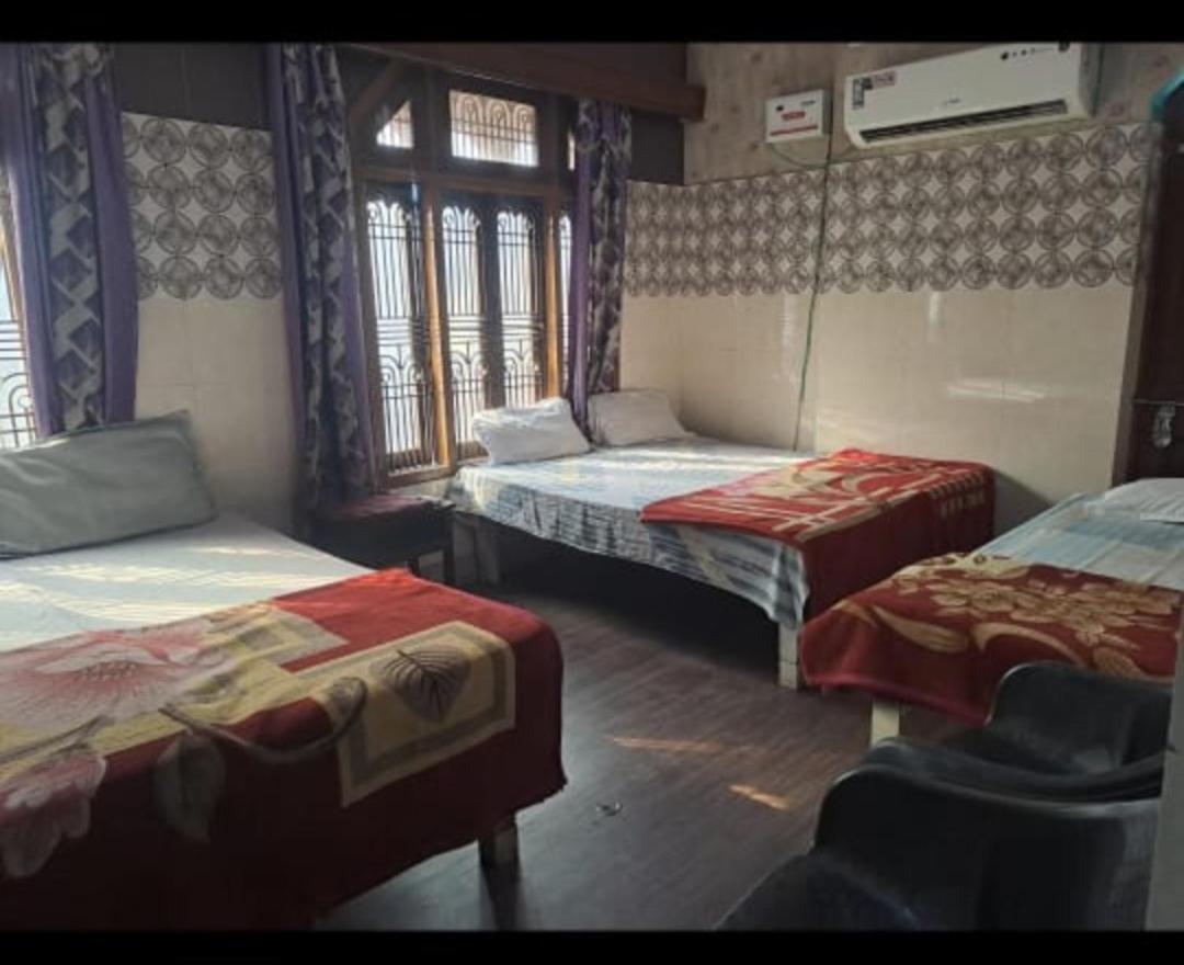 Kashi Annapurna Guest House Varanasi Habitación foto